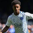 Demarai Gray na calha para ser reforço para Marco Silva