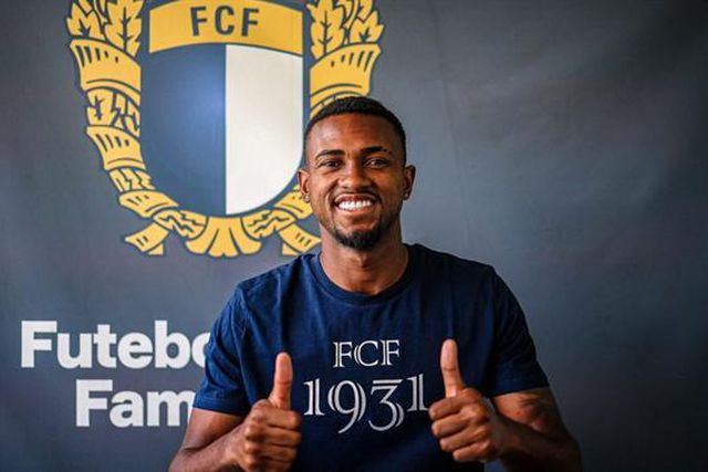 Oficial: acordo com o Flamengo por Otávio, central assina até 2028