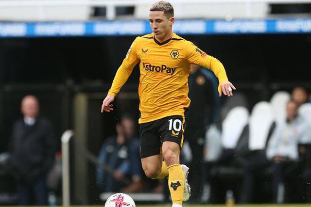 Podence aconselhado a sair: «Consigo vê-lo no Manchester City»