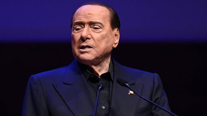 Milan e Monza choram morte de Berlusconi; FC Porto entre as reações mundiais