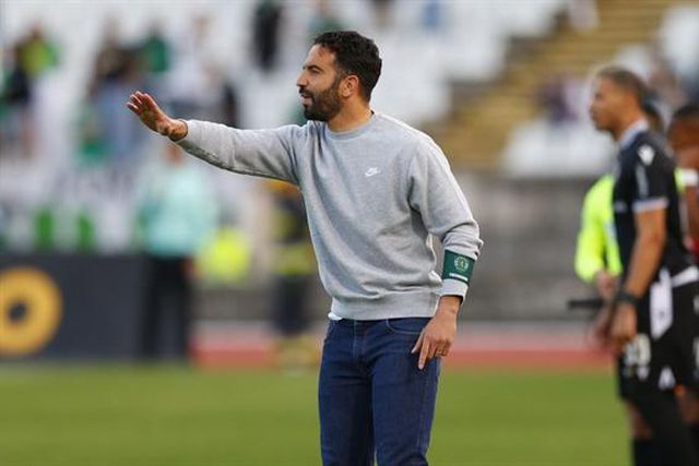 Sondagem: Rúben Amorim fez bem em colocar o lugar à disposição nas conversas que teve com Varandas? Veja o resultado final