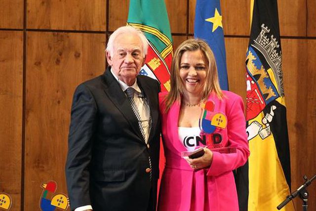 Jornalista Irene Palma premiada pelo CNID