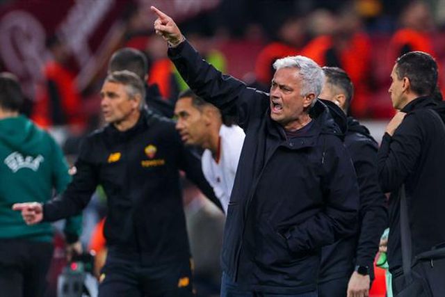 Mourinho na sexta final europeia e à procura… do sexto título