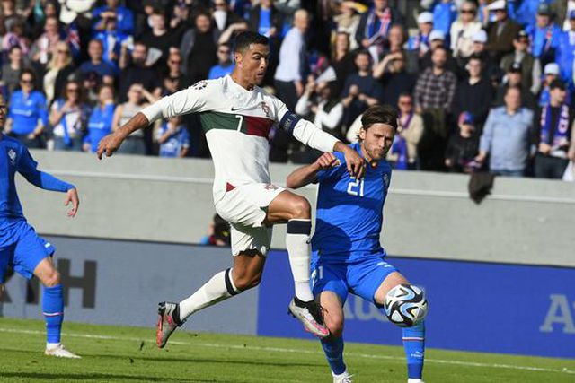 «Houve muita porrada, foi na luta, na guerra e no sofrimento!»