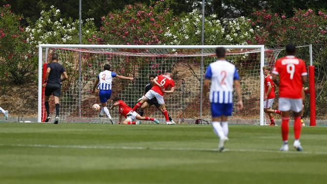 FC Porto vence Benfica no Seixal e vai ser uma última jornada de loucos!