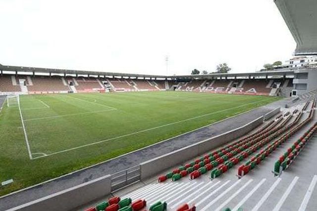 Grupo de sócios quer destituir órgãos sociais