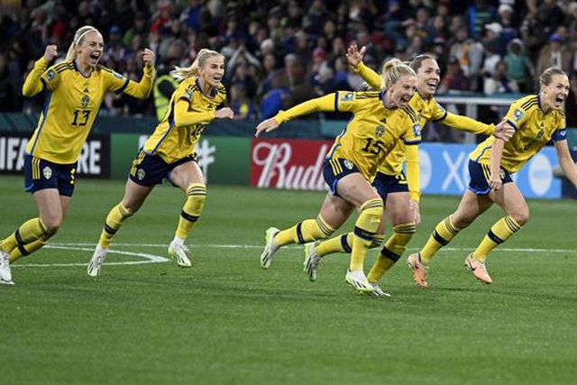 Escândalo e polémica: Campeãs caem nos penáltis (fotos e vídeo)