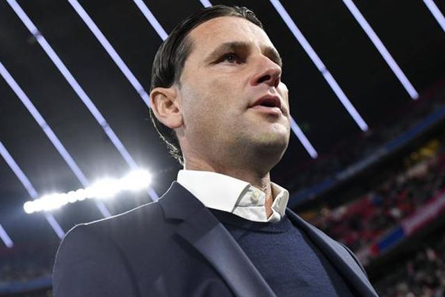 Oficial: Eis o novo treinador de Weigl