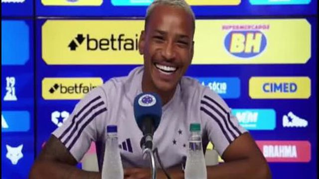 Matheus Pereira e a visita indesejada em conferência de apresentação