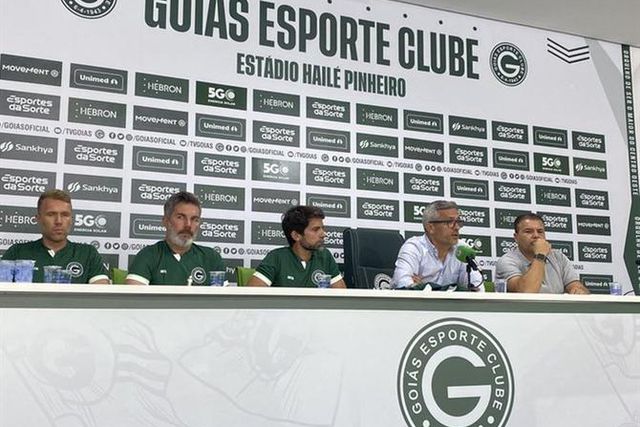 Antigos jogadores terão acesso direto à carreira de árbitros