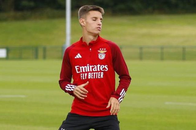 Tiago Dantas a caminho dos Países Baixos