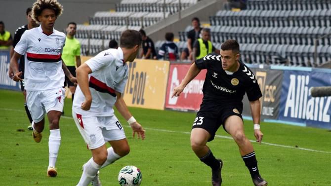 Nacional vence Camacha