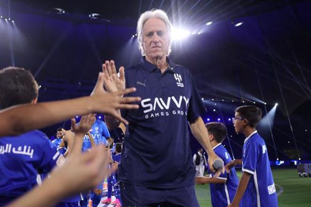 «Regressei, porque nunca me esqueci da forma como os adeptos me amaram» (vídeos)