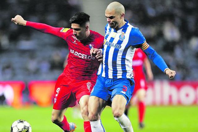 Fran Navarro sai para o Dragão e terá sucessor