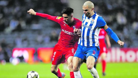 Fran Navarro sai para o Dragão e terá sucessor