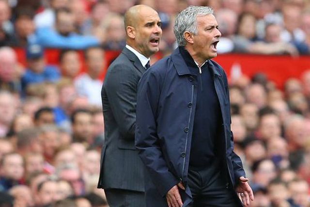 Guardiola critica Mourinho pela espera ao árbitro