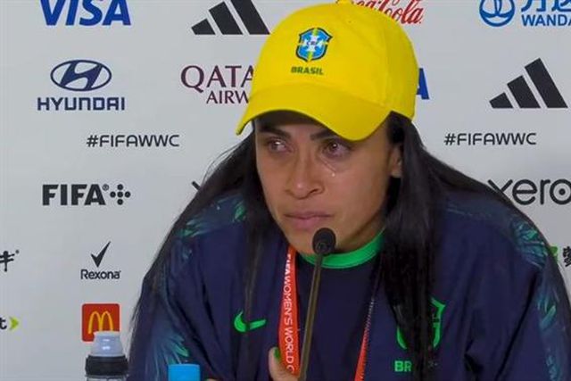 Marta em lágrimas: «Abrimos portas para a igualdade» (vídeo)