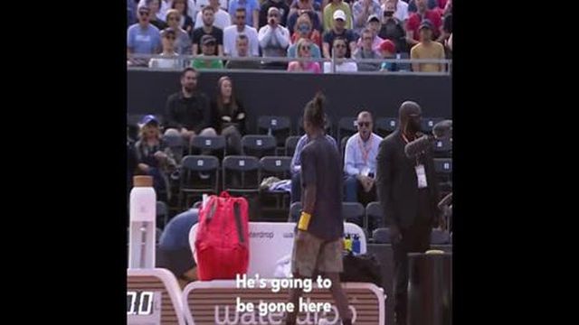 Tenista sueco Mikael Ymer destruiu a raquete na cadeira do juiz português Rogério Santos