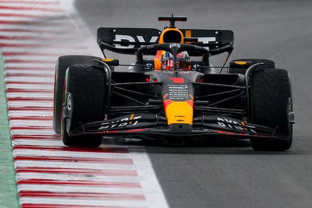 GP de Espanha: Verstappen na 'pole position'