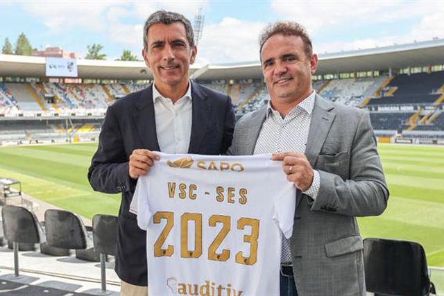 Comunidade de energia no estádio e academia