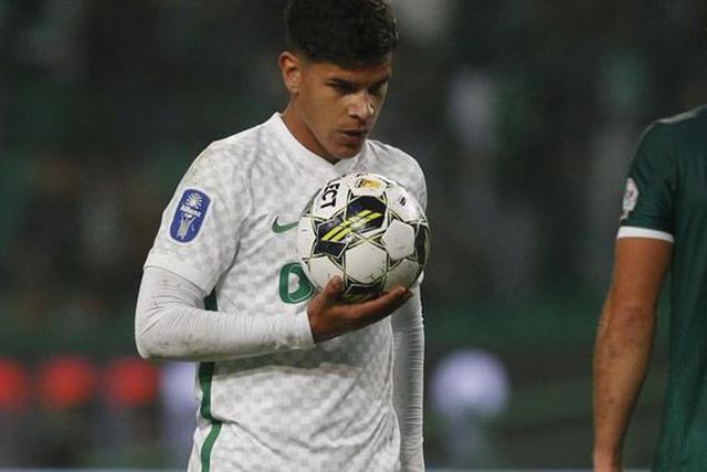 «Aos cinco meses disse bola e aos cinco anos já assistia a jogos de futebol!»