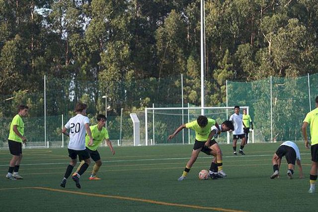 Academia canadiana em Portugal