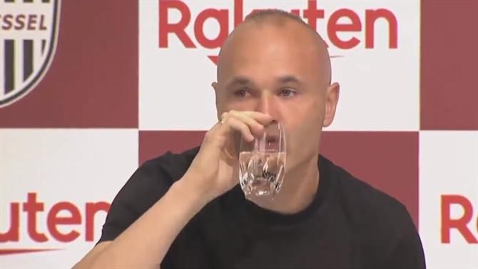 Iniesta em lágrimas no adeus ao Vissel Kobe (vídeo)