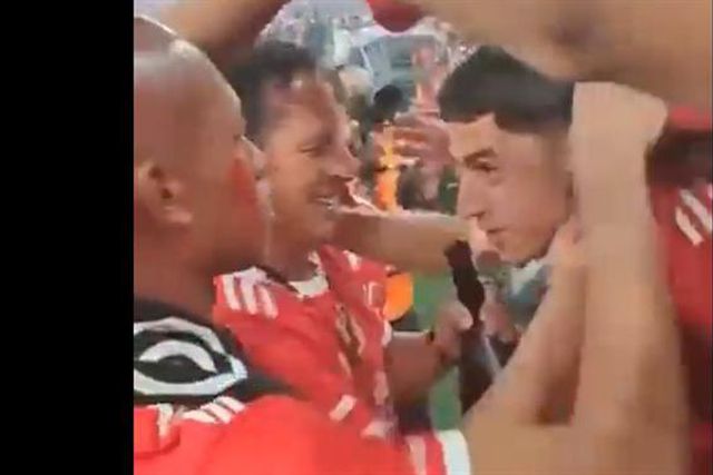 Tiago Gouveia também festejou o 38 na Luz e recebeu cumprimento especial (vídeo)