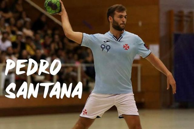 Belenenses segura Pedro Santana