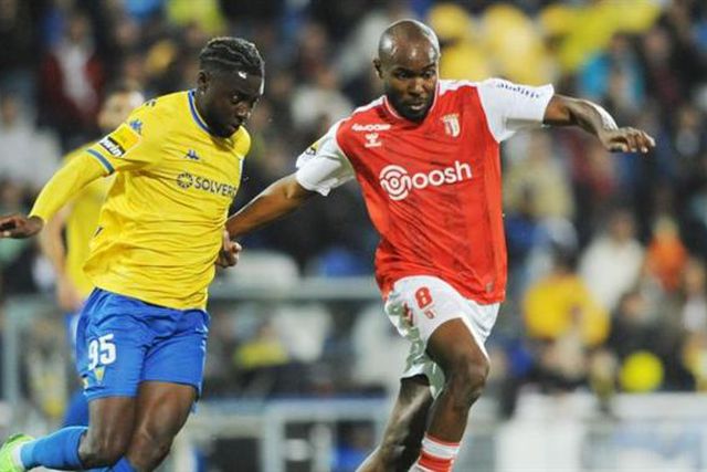 Léa-Siliki já se apresentou mas não conta