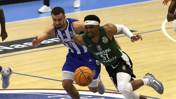 Sporting vence pela primeira vez na Dragão Arena e adianta-se na meia-final