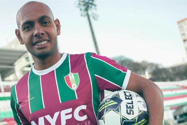 Mansur renova até 2025