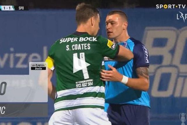 Alta tensão e empurrões no relvado (vídeo)