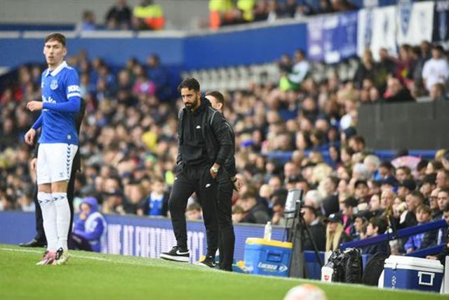 Rúben Amorim e André Gomes (jogaram juntos no Benfica) à gargalhada