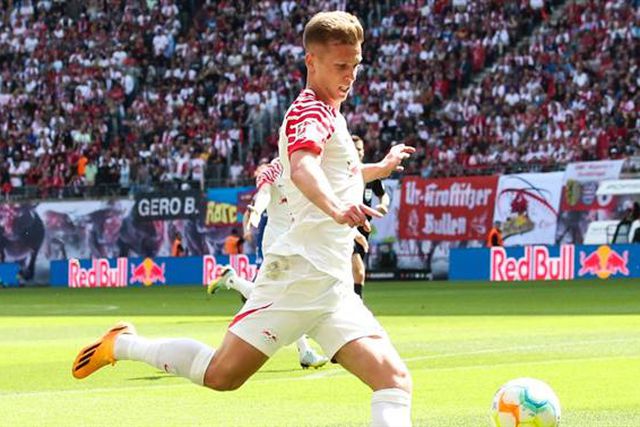 Oficial: Dani Olmo renova até 2027