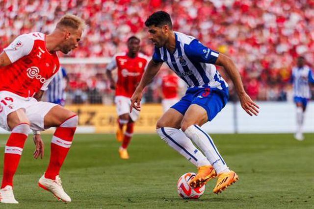 Taremi no Tottenham nas mãos de Jorge Mendes