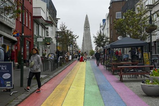Futebol não aquece as ruas de Reiquiavique (fotogaleria)