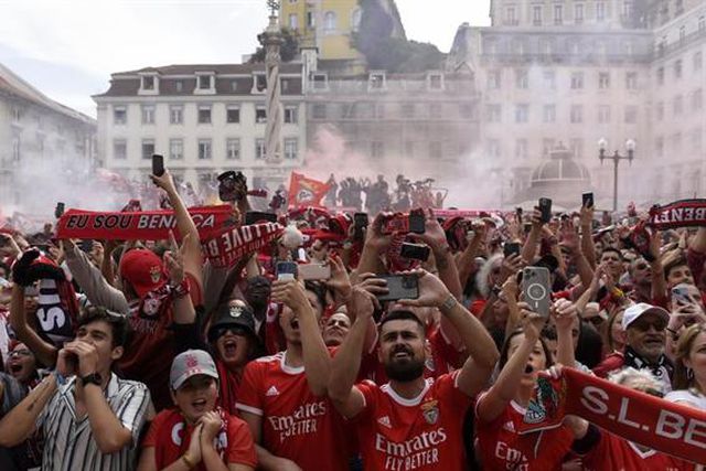 Águias partilham as melhores imagens da festa do '38' (vídeo)