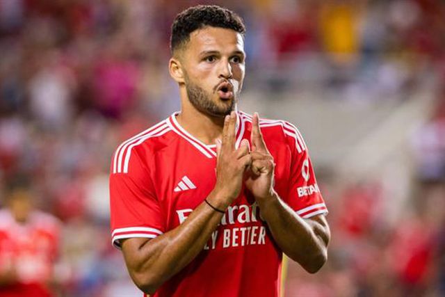 Gonçalo Ramos espreita pódio das maiores vendas