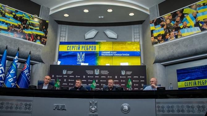 Rebrov é o novo selecionador