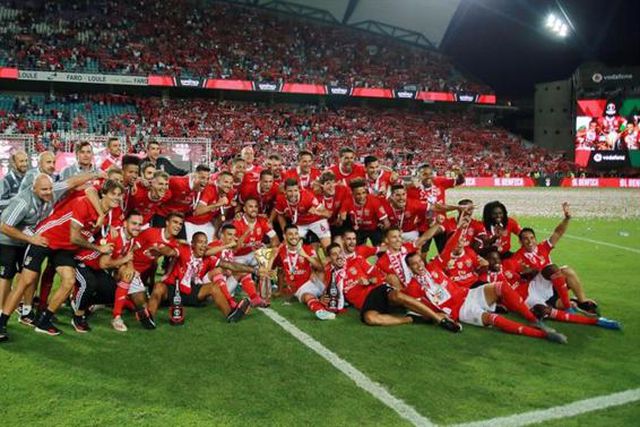 Sabe quanto tempo durou o jejum de troféus das águias?