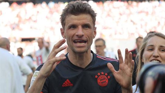 Muller incrédulo com despedimentos de Kahn e Salihamidzic