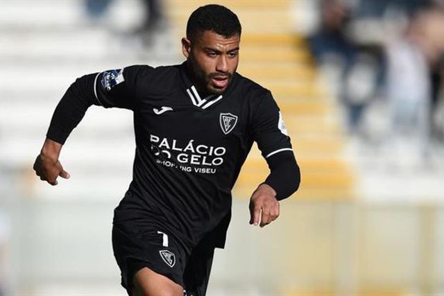 Yuri Araújo renova até 2025