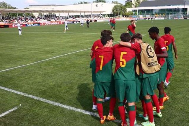 Portugal vence Escócia e continua a sonhar com os 'quartos'