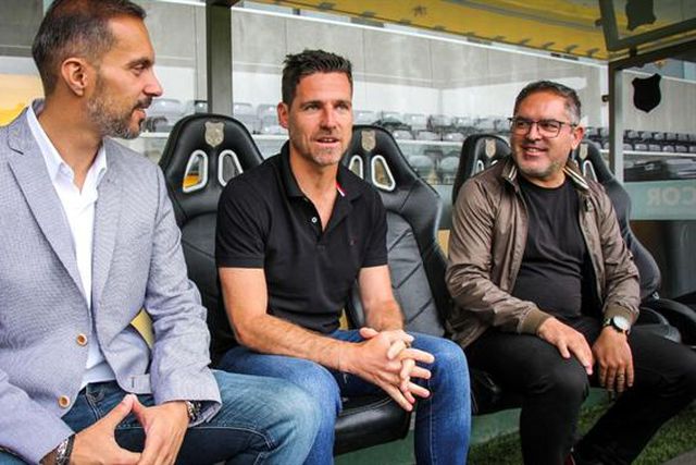 Jorge Pinto continua ao leme do Lusitânia de Lourosa