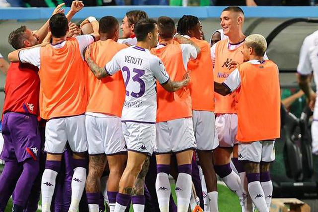 Fiorentina vence antes da final da Liga Conferência