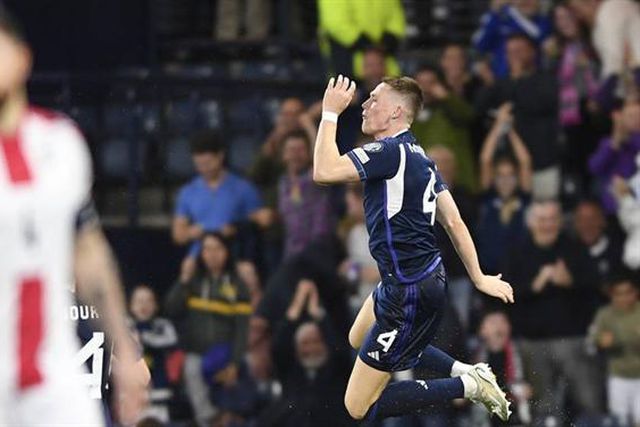 Grupo A: Escócia bate Geórgia após interrupção de jogo prolongada