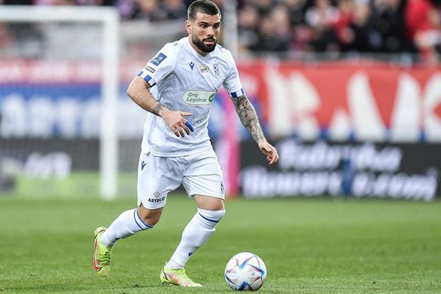 Rebocho de saída do Lech Poznan