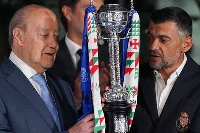 Pinto da Costa 'segura' Conceição: «Vamos continuar juntos, vamos continuar a ganhar»