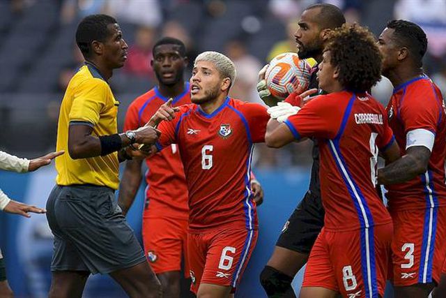 Insólito: Panamá sofre um dos maiores baldes de água fria de sempre! (vídeo)